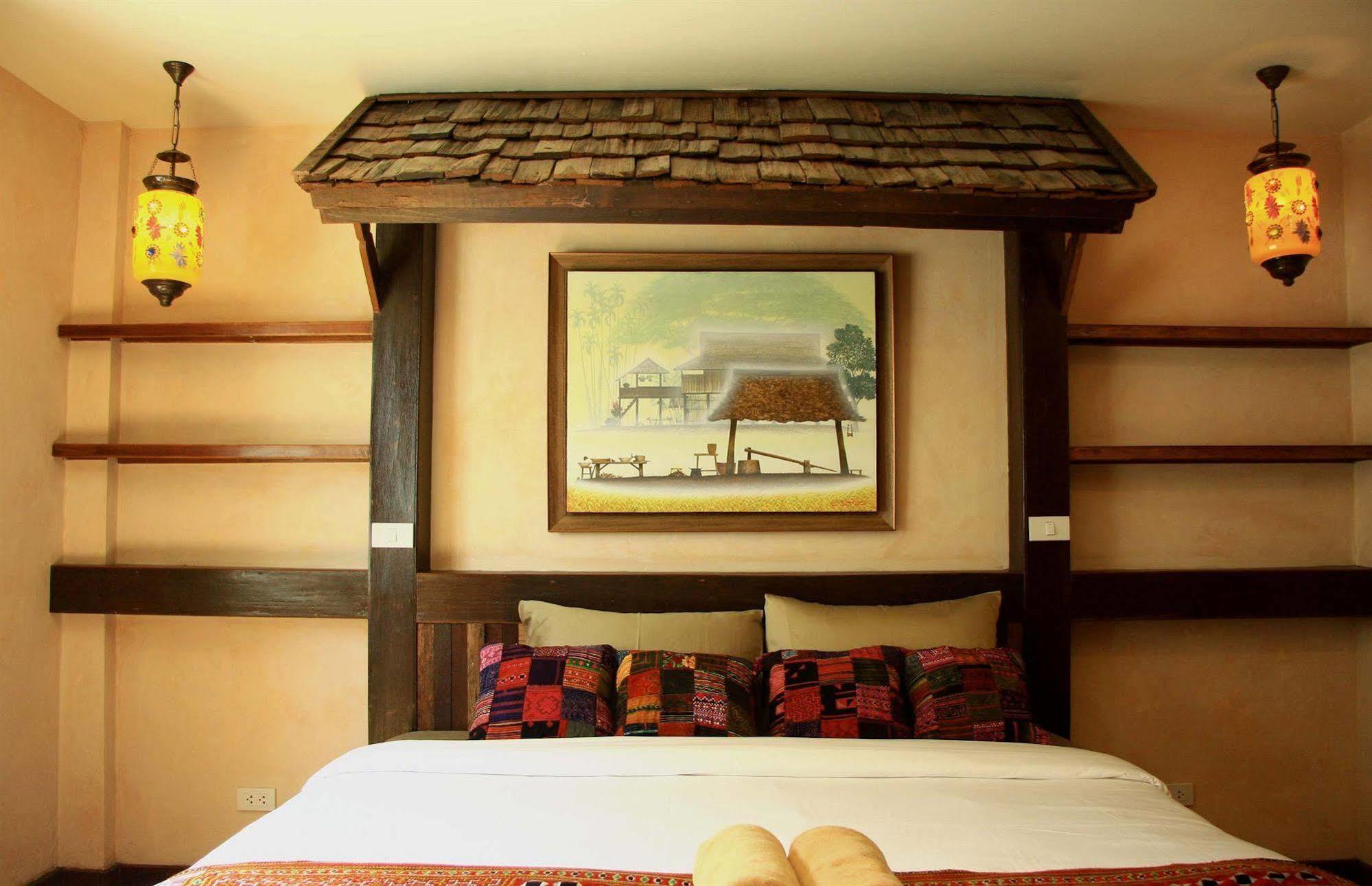 1 Nimman Gallery Hotel Chiang Mai Extérieur photo