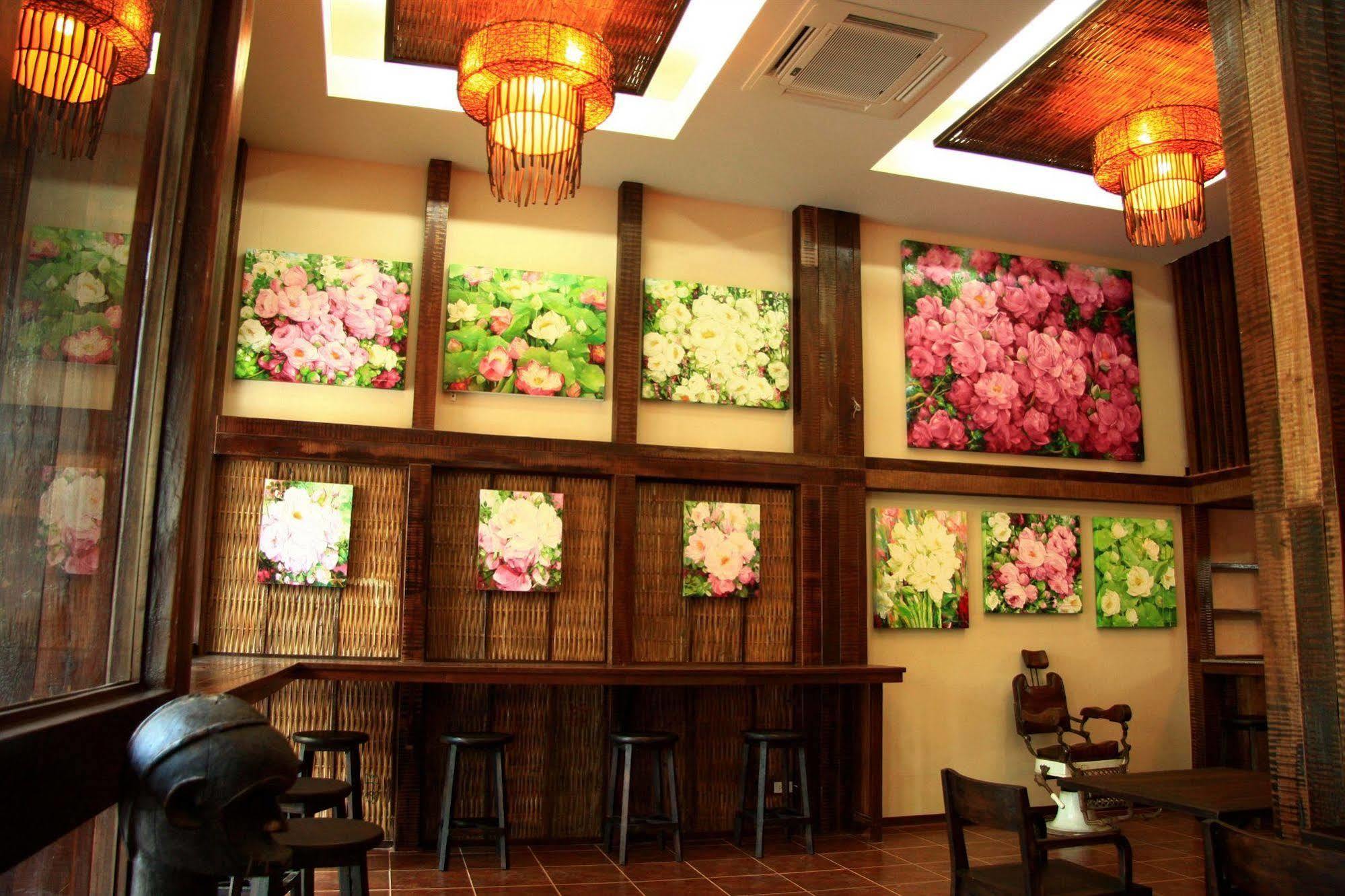 1 Nimman Gallery Hotel Chiang Mai Extérieur photo